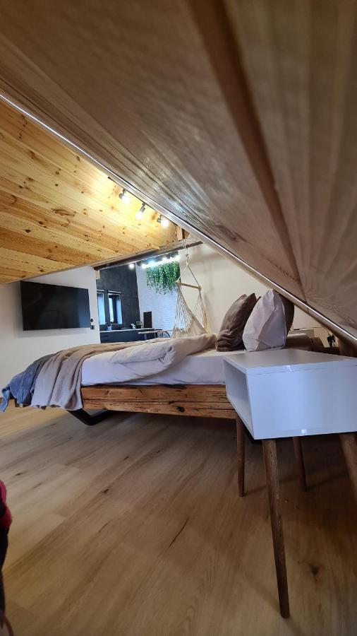 Casa Chiper - Attic Apartment With View 브라쇼브 외부 사진