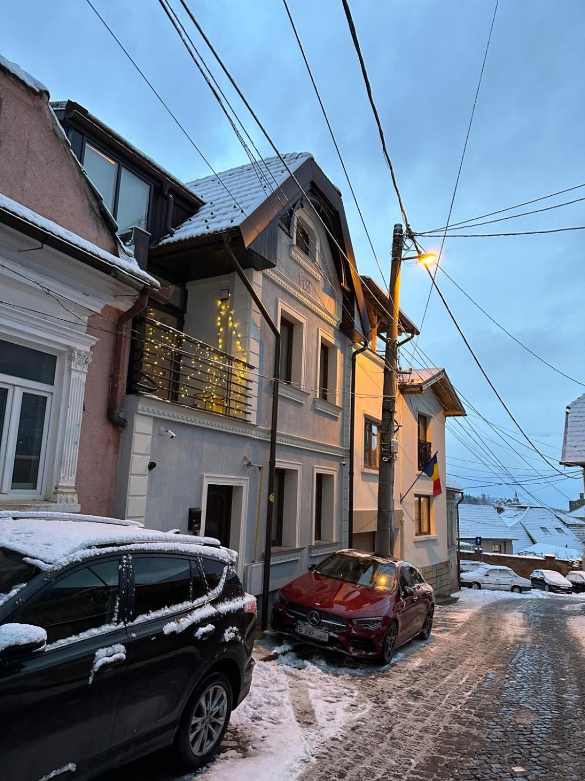 Casa Chiper - Attic Apartment With View 브라쇼브 외부 사진